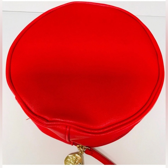 Shiseido Ginza Tokyo New Round Cometic Bag White Coated Vinyl 7.25" diameter x3" - Picture 3 of 8